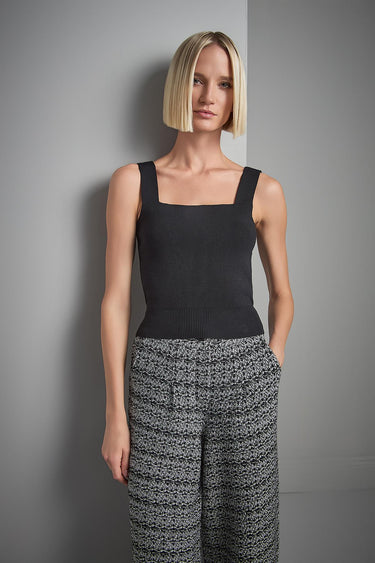 Kare Yaka Siyah Triko Crop Top - Join Us
