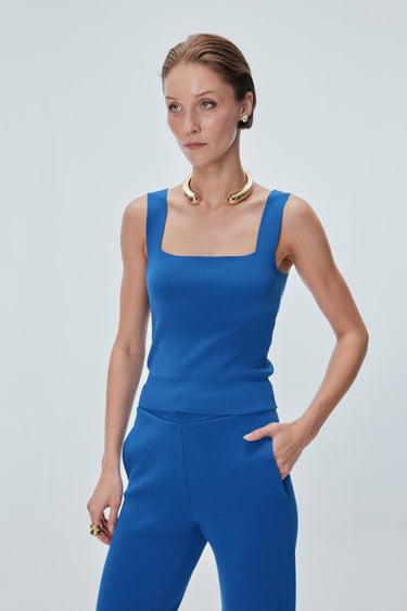 Kare Yaka Mavi Crop Top